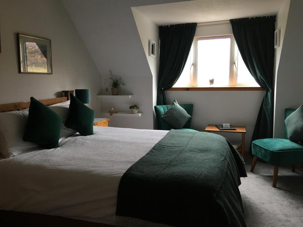 Bed and Breakfast Taigh Pa Уиг Экстерьер фото